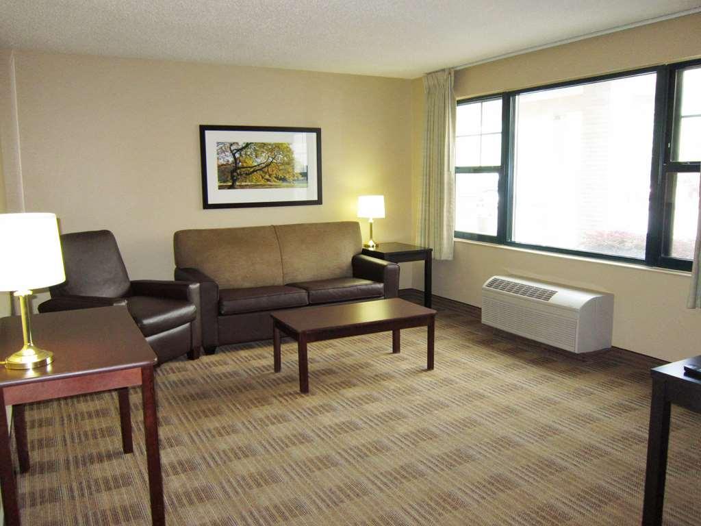 Extended Stay America Suites - Cleveland - Brooklyn Номер фото