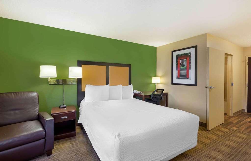 Extended Stay America Suites - Cleveland - Brooklyn Номер фото
