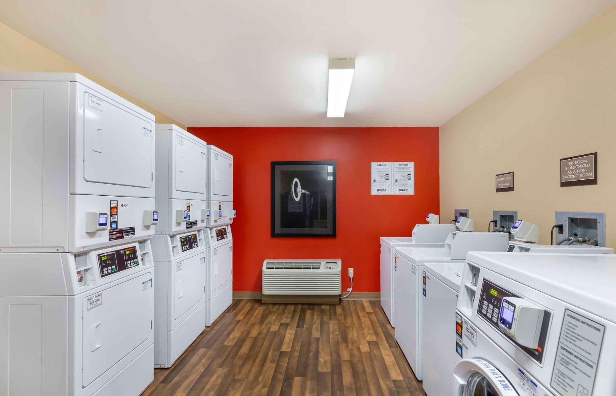 Extended Stay America Suites - Cleveland - Brooklyn Екстер'єр фото