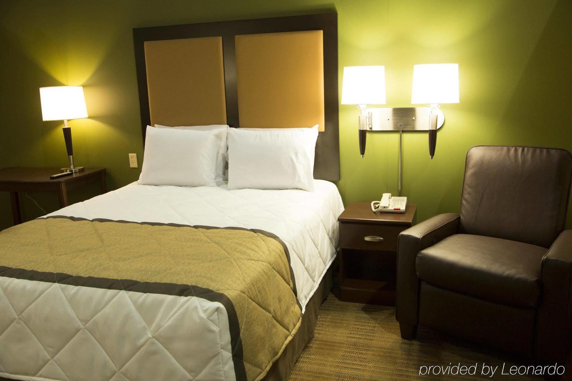 Extended Stay America Suites - Cleveland - Brooklyn Екстер'єр фото