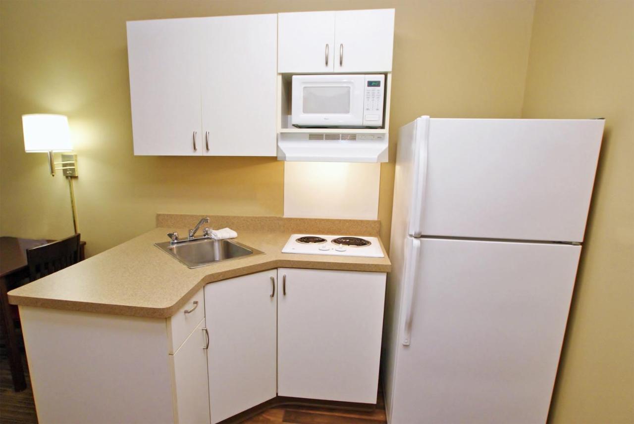 Extended Stay America Suites - Cleveland - Brooklyn Екстер'єр фото