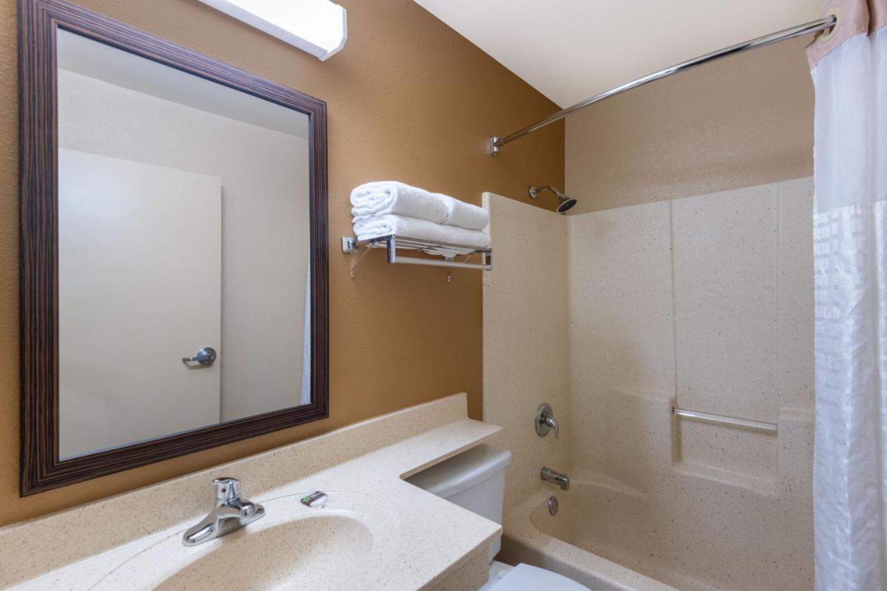 Extended Stay America Suites - Cleveland - Brooklyn Екстер'єр фото